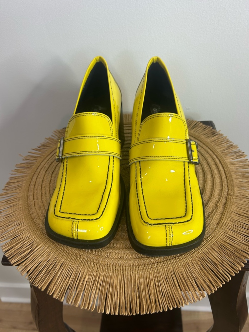 L'INTERVALLE Yellow Patent Buckle Block Heel Loafers❤️9 - Picture 4 of 15